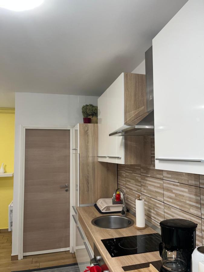 Lovre Apartment Viskovo Exterior foto