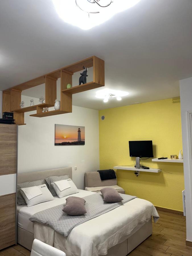 Lovre Apartment Viskovo Exterior foto